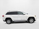 Used 2017 Jeep Grand Cherokee Laredo image 4
