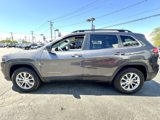 Certified 2022 Jeep Cherokee Latitude Lux w/ Sun & Sound Group image 4