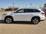 Used 2017 Toyota Highlander Limited image 2