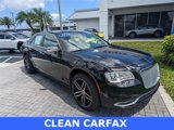 Used 2019 Chrysler 300 Limited image 2