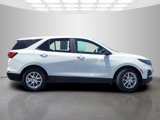 Used 2022 Chevrolet Equinox LS w/ LS Convenience Package image 3
