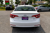 Used 2017 Hyundai Sonata Sport w/ Winter Weather Package image 5