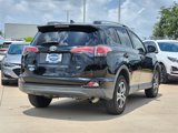 Used 2018 Toyota RAV4 LE image 3