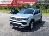 Used 2024 Jeep Compass Latitude image 5