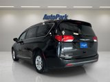 Used 2020 Chrysler Pacifica Touring-L image 5