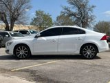 Used 2017 Volvo S60 T5 Inscription Platinum image 3