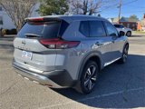 Used 2021 Nissan Rogue Platinum image 5