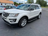 Used 2017 Ford Explorer XLT w/ Equipment Group 202A image 3