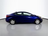 Used 2014 Hyundai Elantra SE image 3