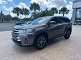 Used 2019 Toyota Highlander XLE image 6