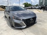 Used 2023 Nissan Altima 2.5 SV image 2