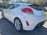 Used 2013 Hyundai Veloster w/ Style Pkg image 2