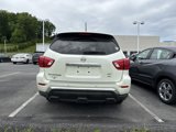 Used 2018 Nissan Pathfinder SL image 4
