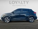 Used 2018 Nissan Kicks SV image 2