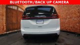 Used 2022 Chrysler Pacifica Touring-L image 6