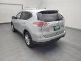 Used 2016 Nissan Rogue SV image 5