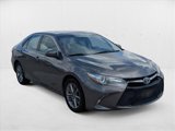Used 2015 Toyota Camry SE image 3