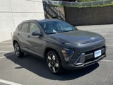 Used 2024 Hyundai Kona SEL image 2