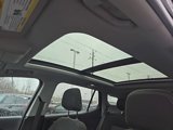 Used 2022 GMC Terrain SLE w/ Driver Convenience Package image 5