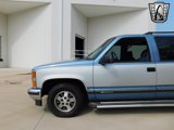 Used 1995 Chevrolet Suburban 2WD image 5