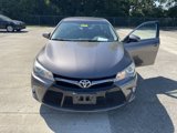 Used 2015 Toyota Camry SE image 2