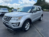 Used 2017 Ford Explorer XLT image 2