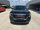Used 2024 GMC Terrain SLE image 2
