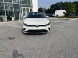 Used 2025 Volkswagen Jetta SE w/ Sunroof Package image 3