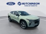 Used 2024 Chevrolet Trax RS w/ Driver Confidence Package image 2