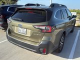 Used 2022 Subaru Outback Premium image 4