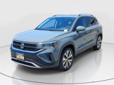 Used 2024 Volkswagen Taos SE image 3