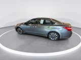Used 2016 Nissan Altima 2.5 SV w/ Convenience Package image 5