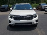 Used 2024 Kia Seltos EX image 2