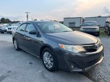 Used 2012 Toyota Camry image 3