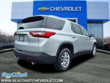 Used 2018 Chevrolet Traverse LT image 2