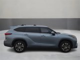 Used 2020 Toyota Highlander XLE image 5