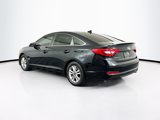 Used 2017 Hyundai Sonata SE image 5