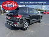 Used 2024 Volkswagen Taos SE image 4