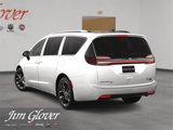 New 2025 Chrysler Pacifica Limited image 5
