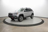 Used 2019 Jeep Cherokee Trailhawk image 4