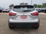 Used 2017 Nissan Rogue Sport SV w/ SV Premium Package image 4