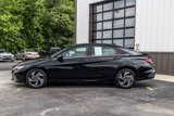 Used 2024 Hyundai Elantra SEL w/ Convenience Package image 2