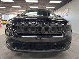 Used 2017 Jeep Cherokee Sport image 3