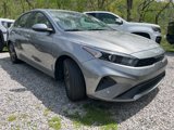Used 2023 Kia Forte LXS image 3