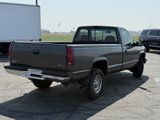 Used 2000 Chevrolet Silverado 2500 2WD Regular Cab w/ Comfort & Convenience Pkg image 2