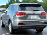 Used 2018 Kia Sorento LX image 3