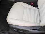 Used 2025 Land Rover Discovery Sport S image 4