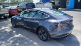 Used 2018 Tesla Model 3 Long Range image 3