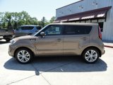 Used 2015 Kia Soul + image 3