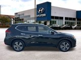 Used 2020 Nissan Rogue SV w/ Premium Package image 5